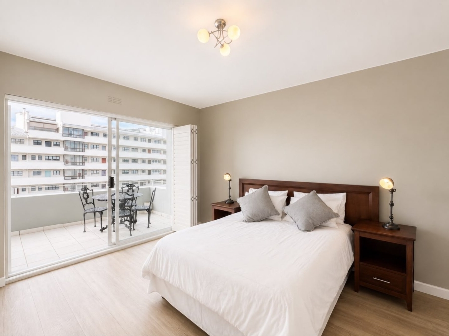To Let 2 Bedroom Property for Rent in Sea Point Western Cape